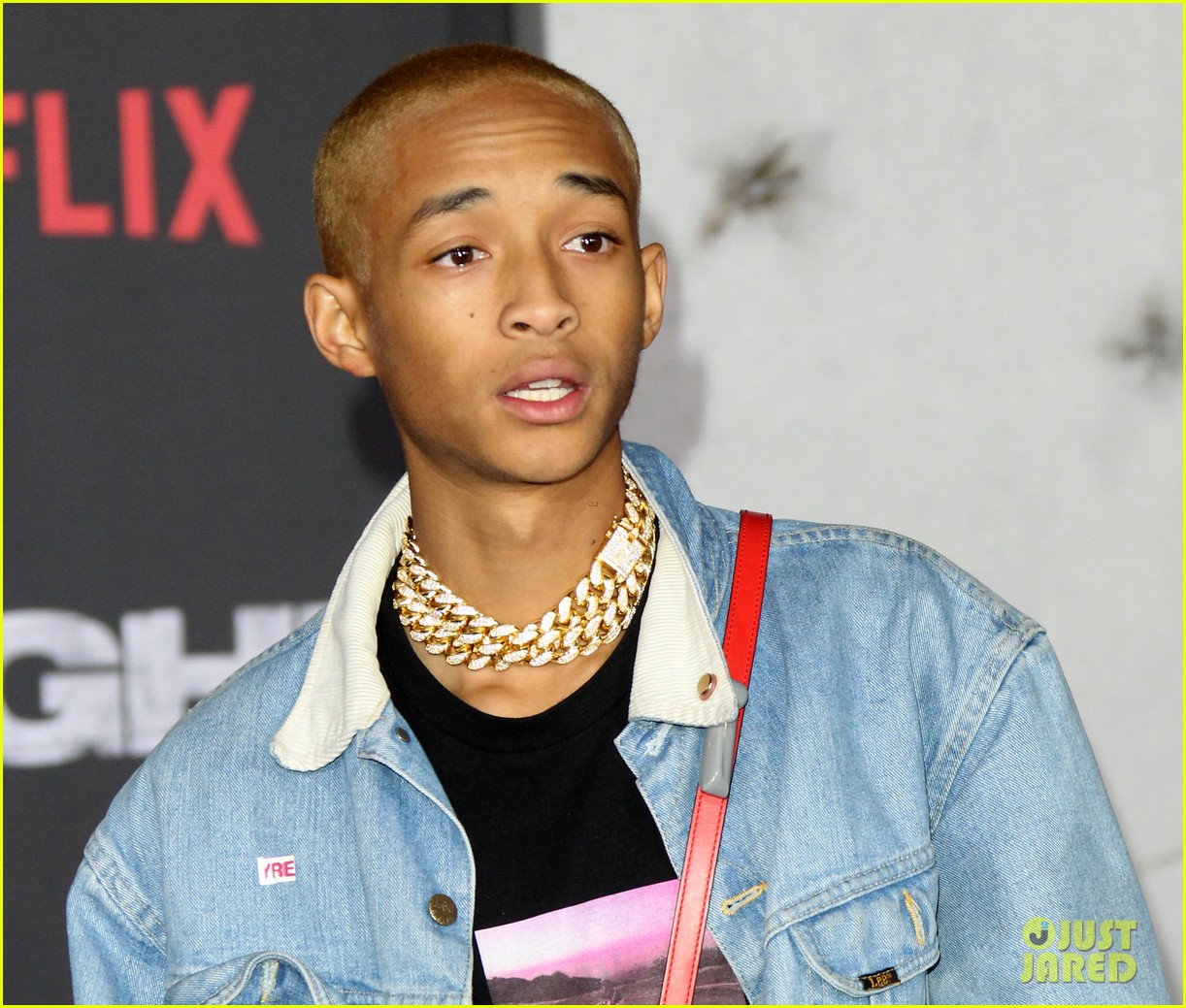 jaden smith supports his dad will at the premiere of bright 06