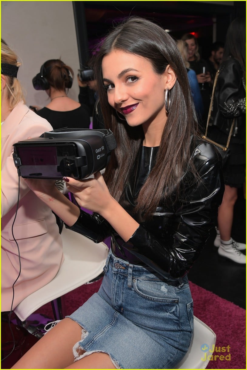 victoria justice madison reed samsung nyx event 01