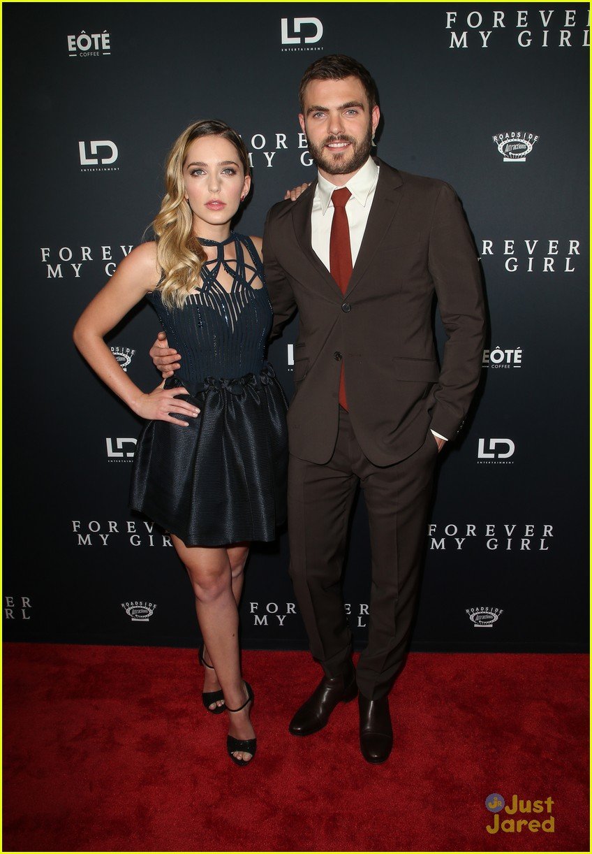 alex roe forever my girl premiere jessica rothe more pics 12