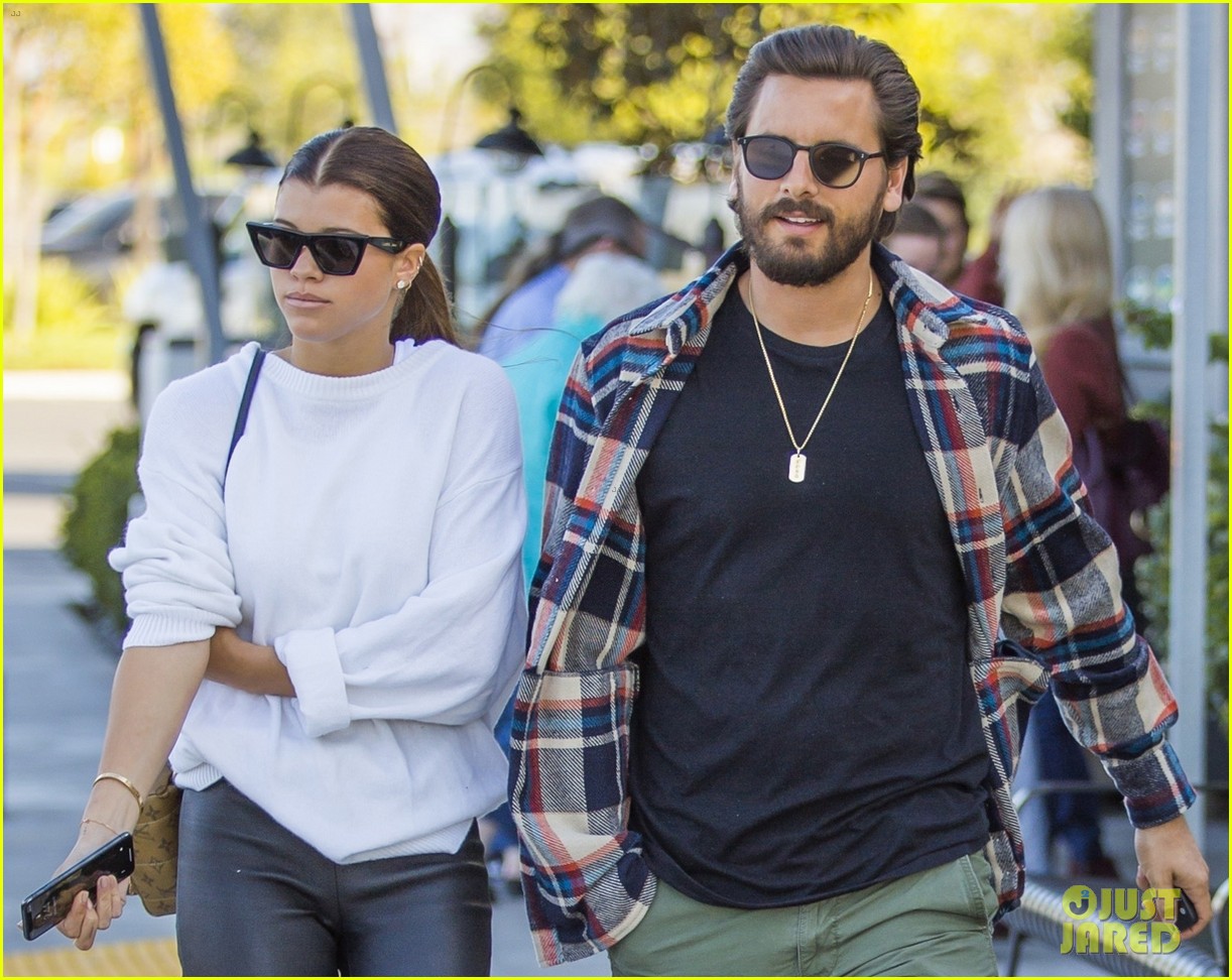 scott disick and sofia richie couple up for agoura hills lunch date 05
