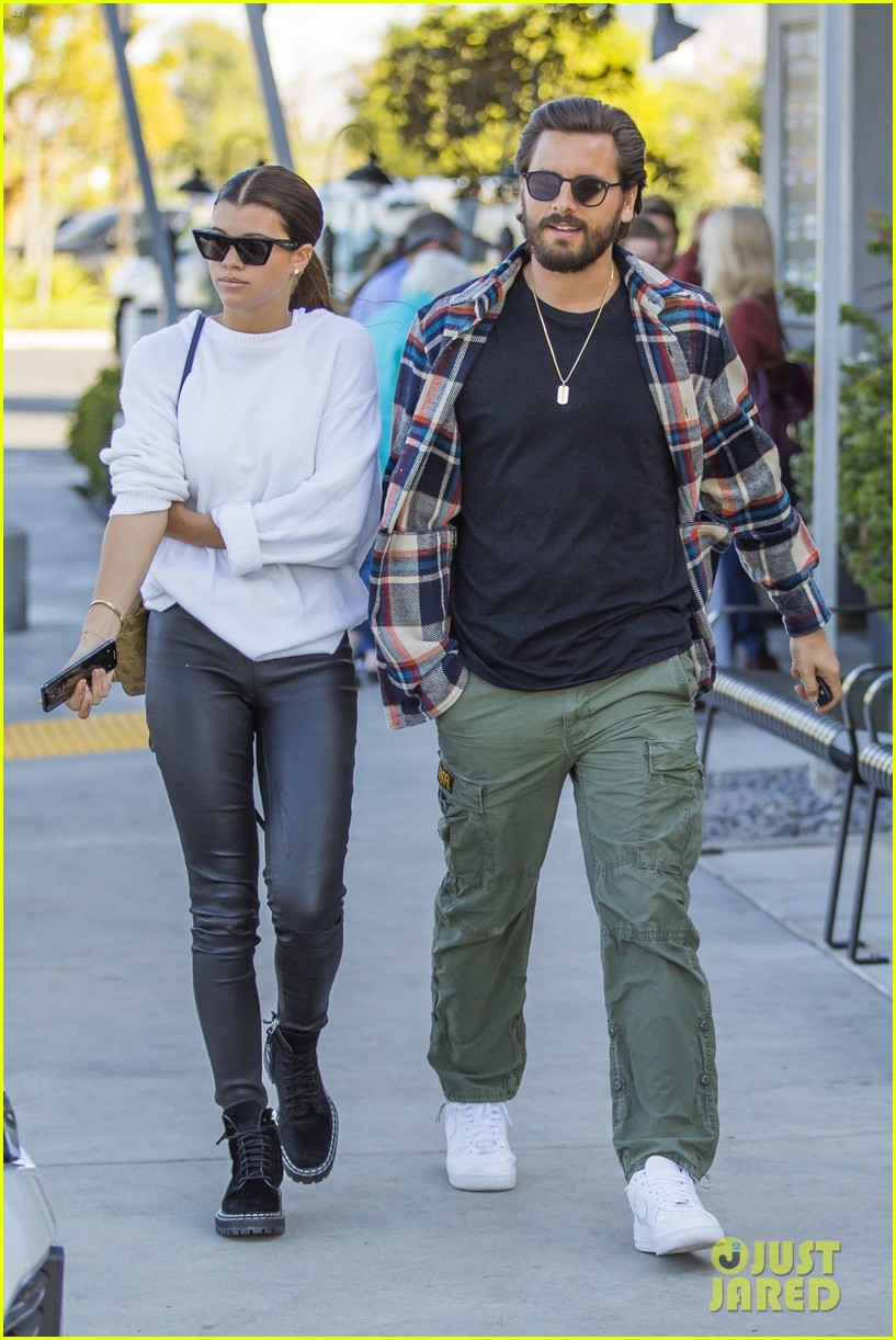scott disick and sofia richie couple up for agoura hills lunch date 07