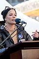 halsey shares powerful poem at womens march 2018 in nyc 04