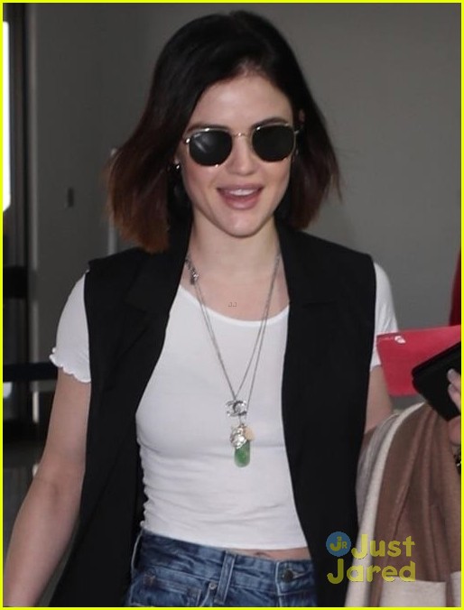 lucy hale airport ezria where now 02