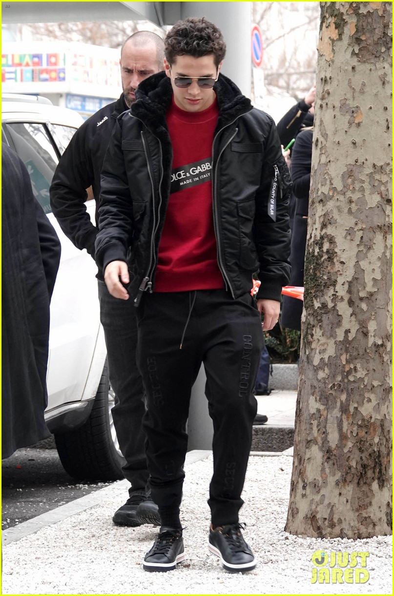 austin mahone steps out after walking in first fashion show 01