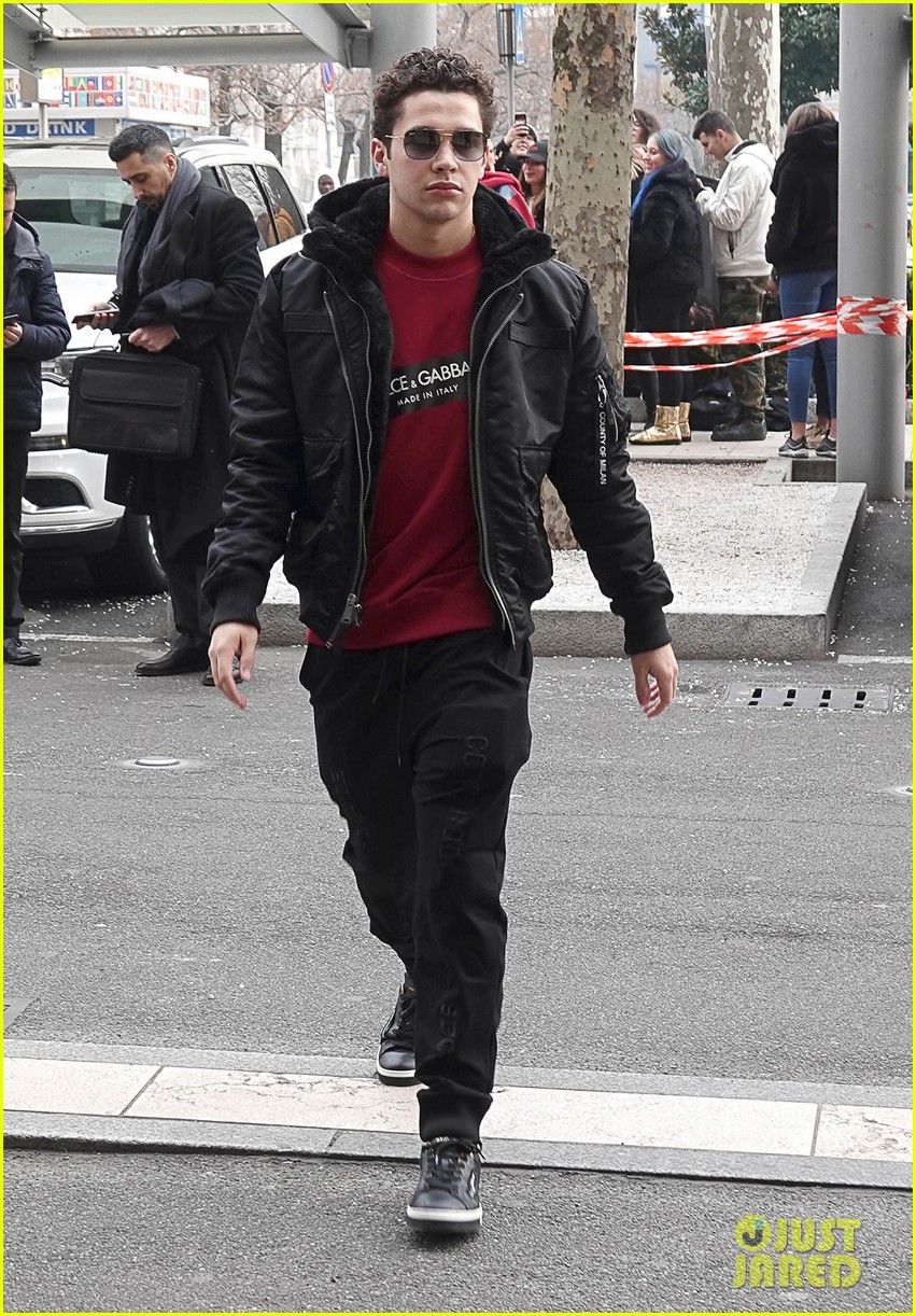 austin mahone steps out after walking in first fashion show 03