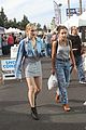 meg donnelly gets confused at farmers market 04