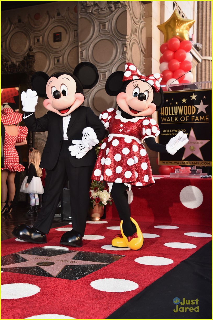 minnie mouse walk fame ceremony katy perry mickey mouse 05