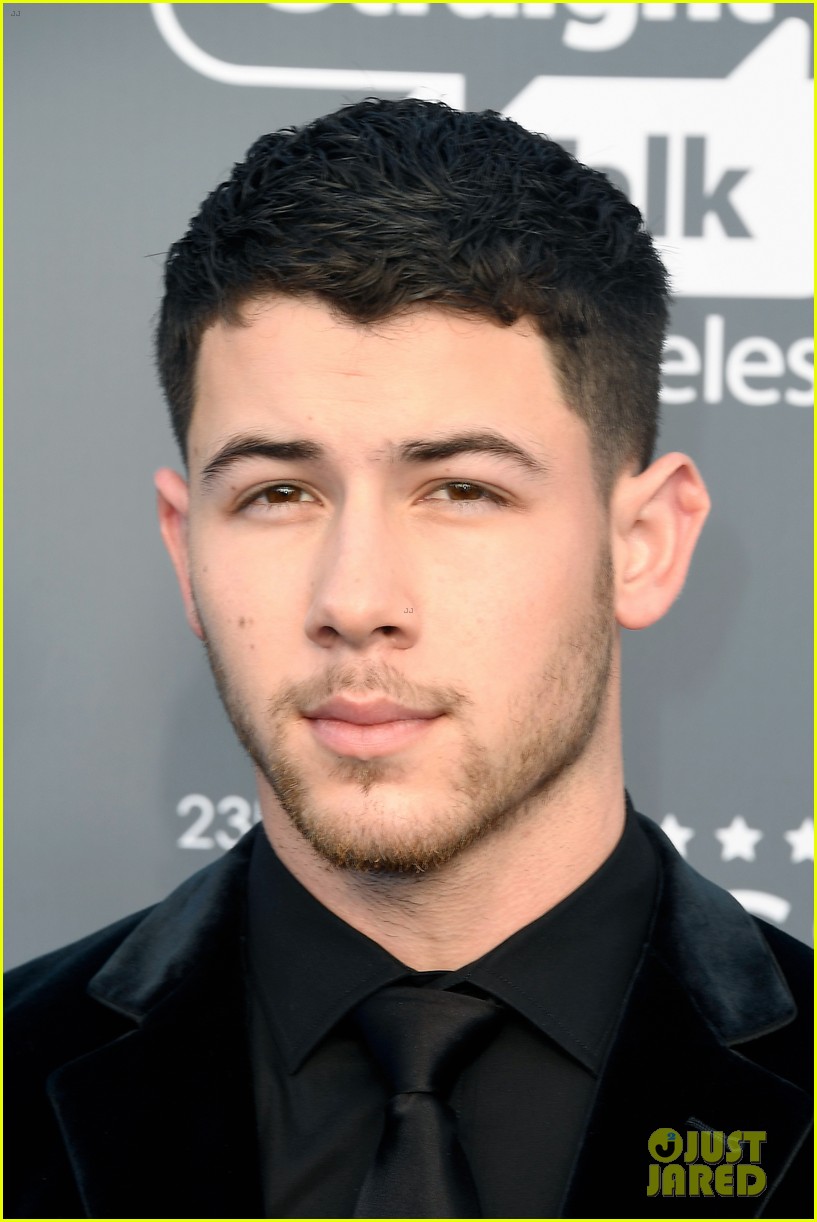 Nick Jonas Shares A Throwback Picture Flaunting His Imaginary Bicep Bulge -  Masala