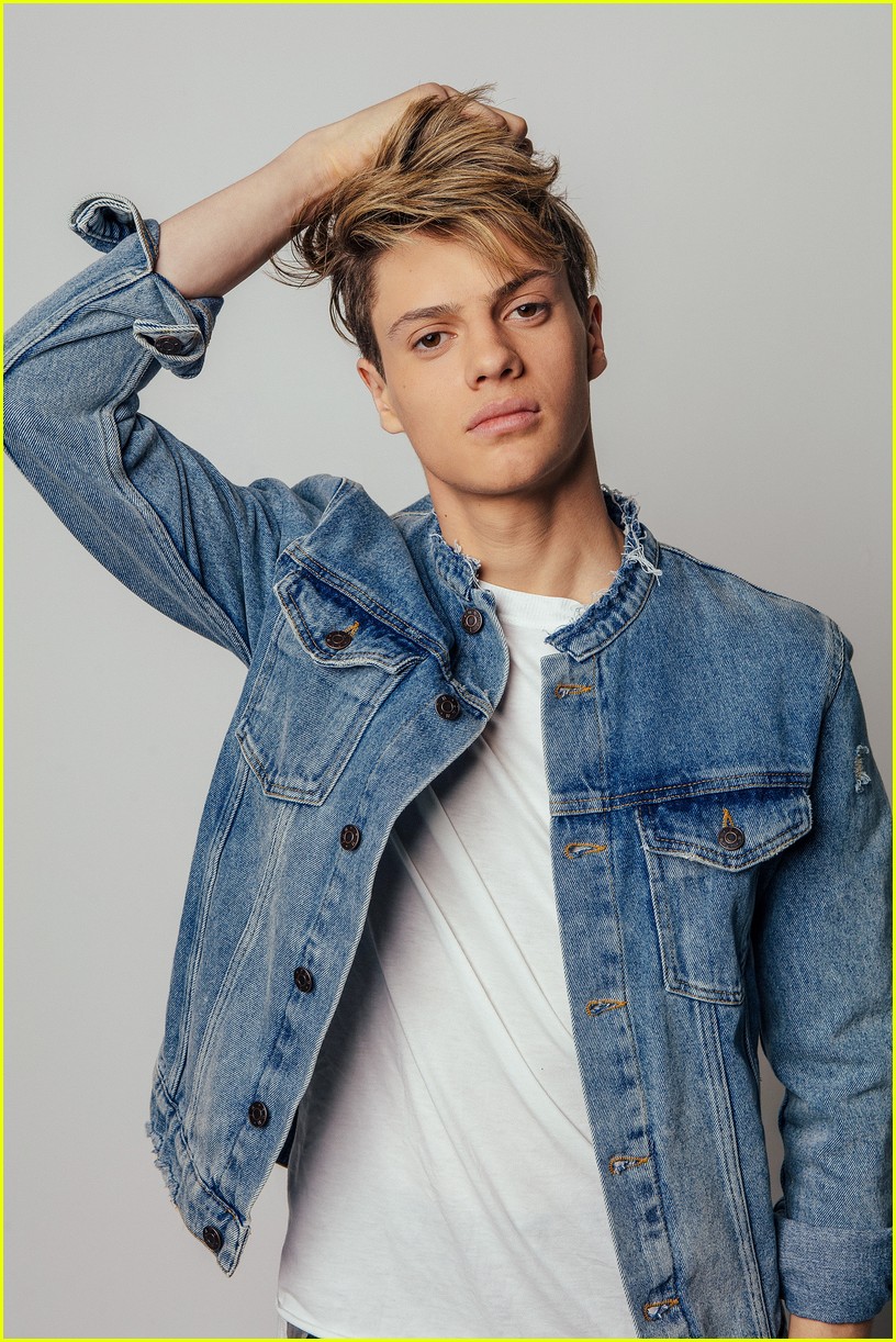 jace norman opens up about struggles with school and dyslexia 05
