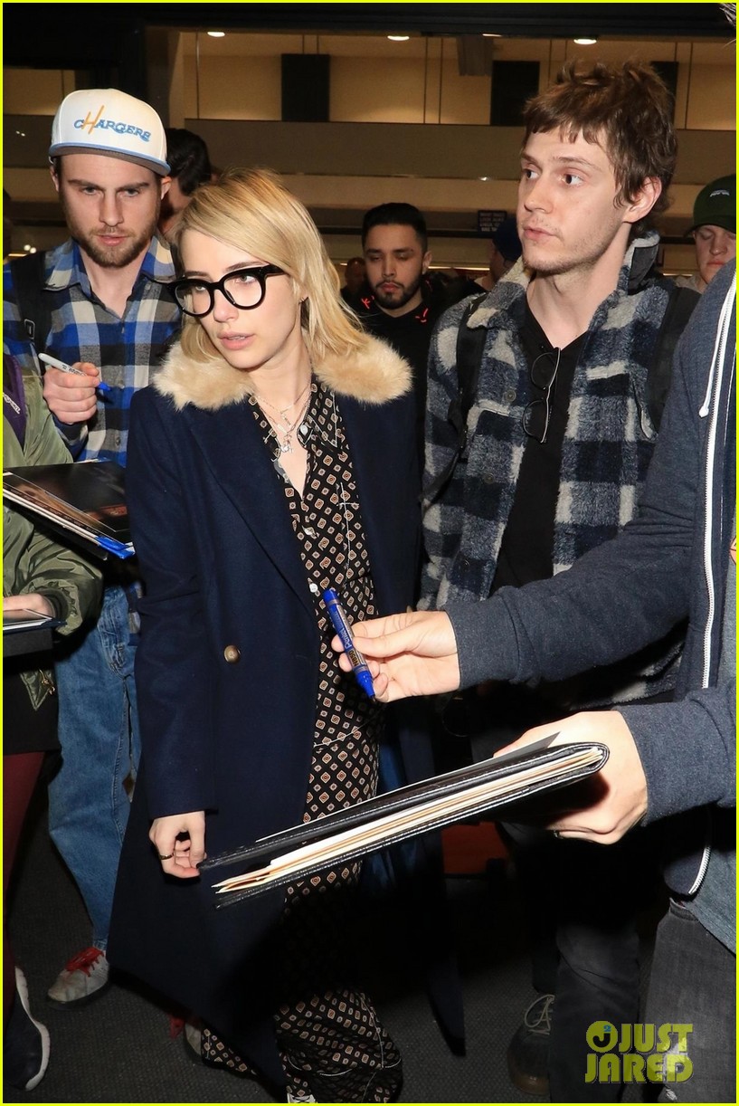 emma roberts and evan peters touch down in salt lake city ahead of sundance 01