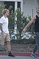 justin bieber shows off his athletic skills in the street 11