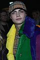 cara delevingne returns to the runway in burberry fashion show 04