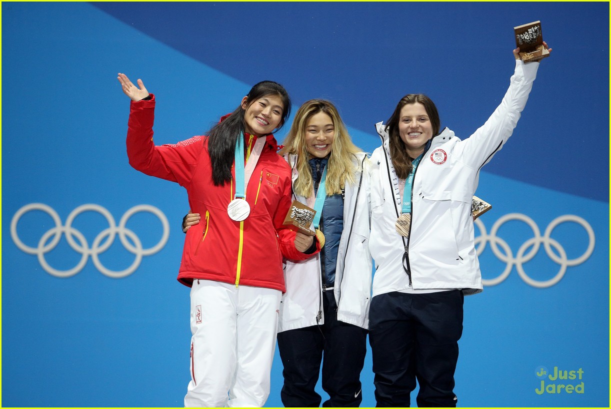 chloe kim gold medal olympics cry tweets 05