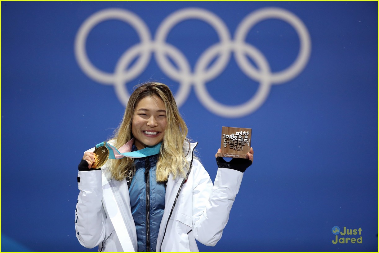 chloe kim gold medal olympics cry tweets 11