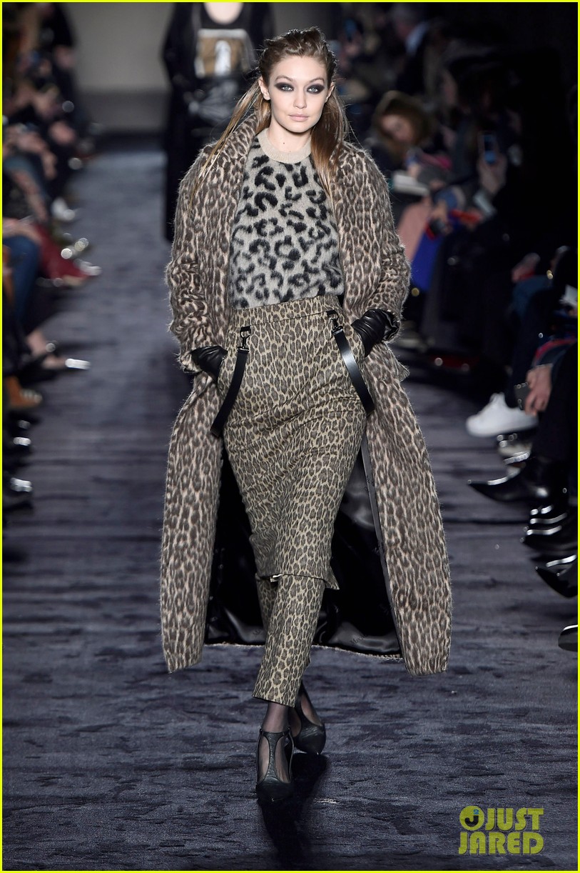 gigi hadid rocks leopard leopard for max mara fashion show 15