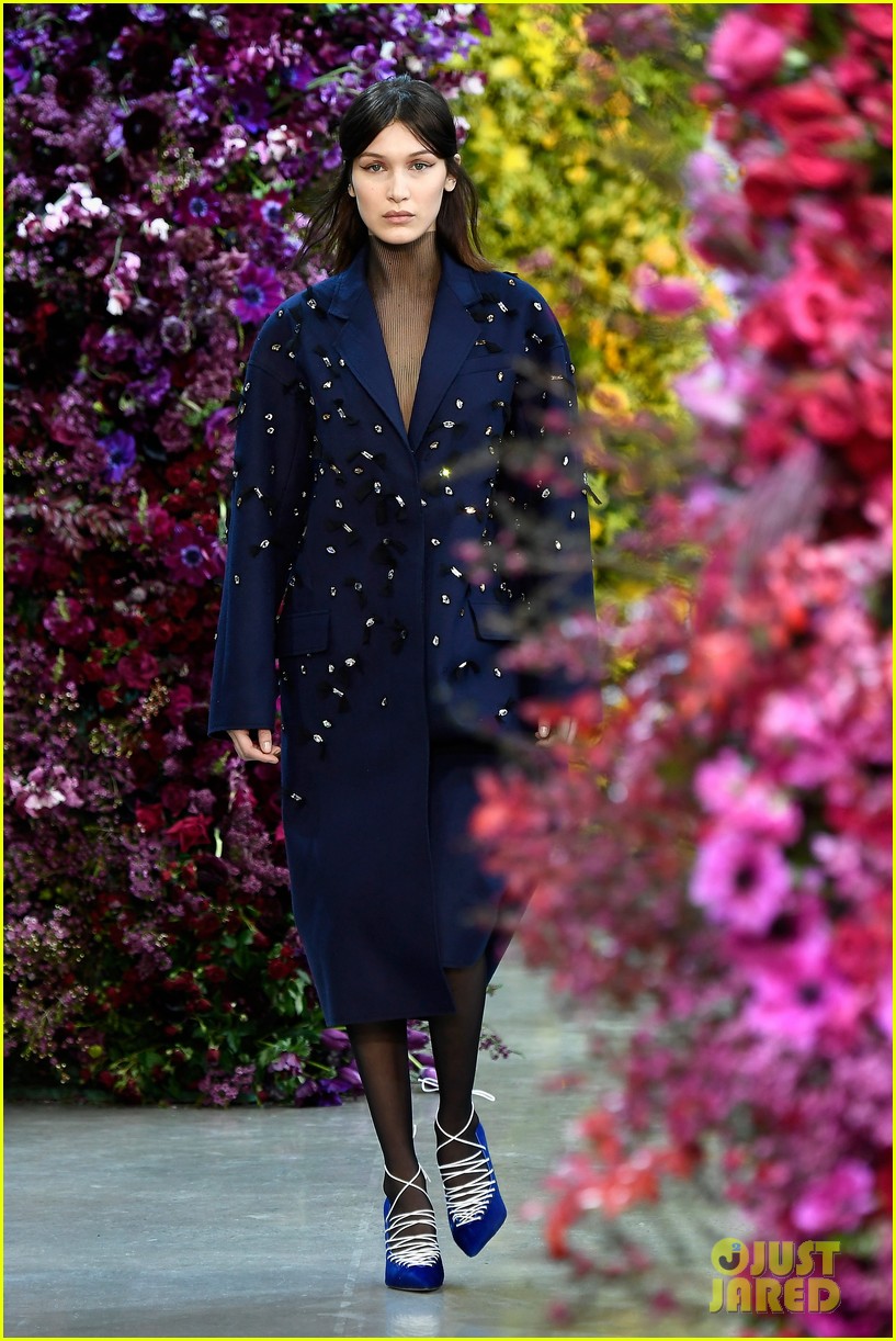 bella hadid walks in first new york fashion week 2018 show for jason wu 15