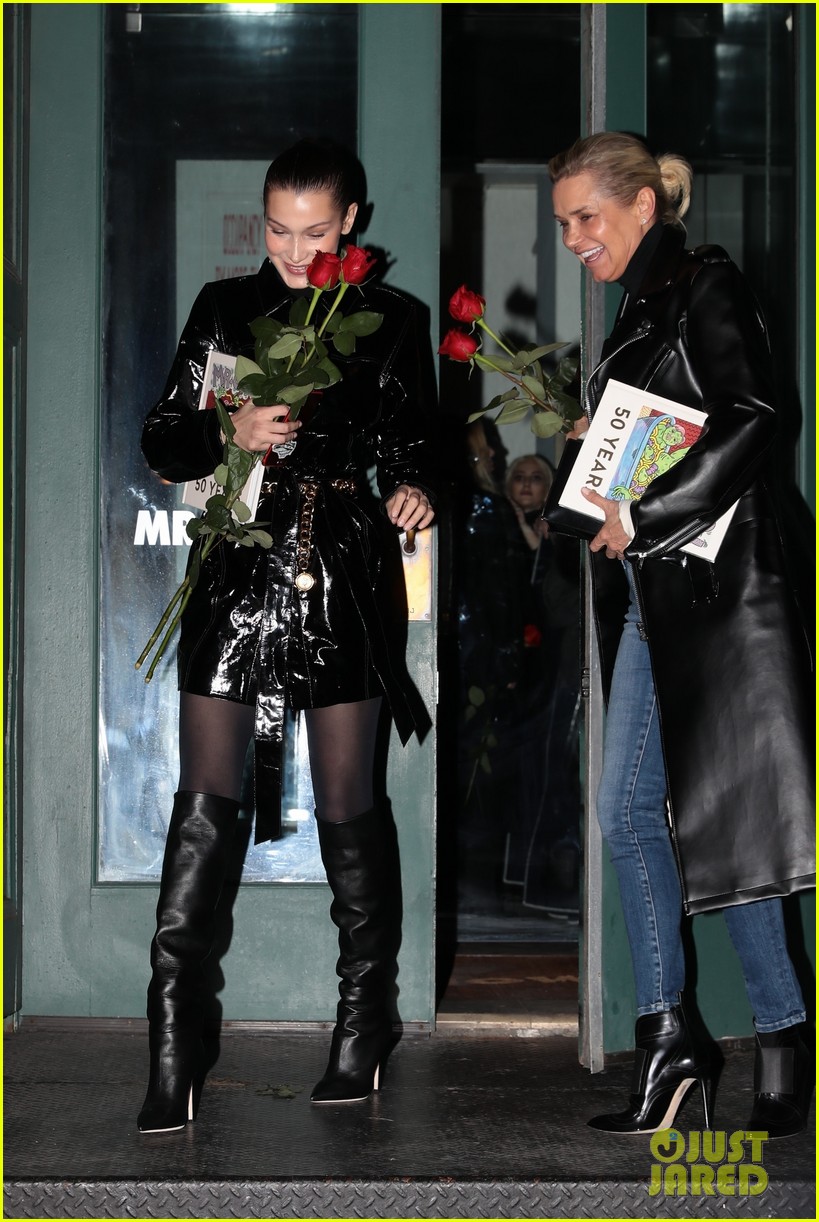 bella hadid gives roses to the paparazzi on valentines day 03