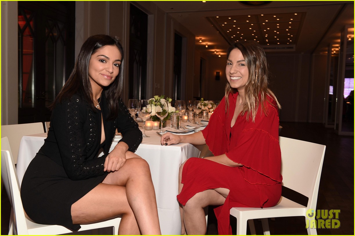 bethany mota is a beauty in black at simply nyc conference vip dinner 14