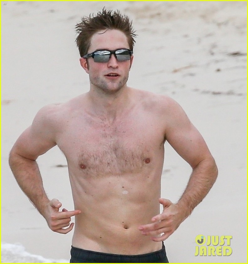 robert pattinson bares ripped body while shirtless in antigua 22