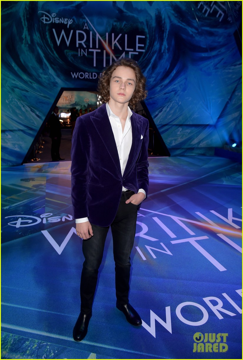 storm reid rowan blanchard and levi miller rock magical looks at a wrinkle in time premiere2 18
