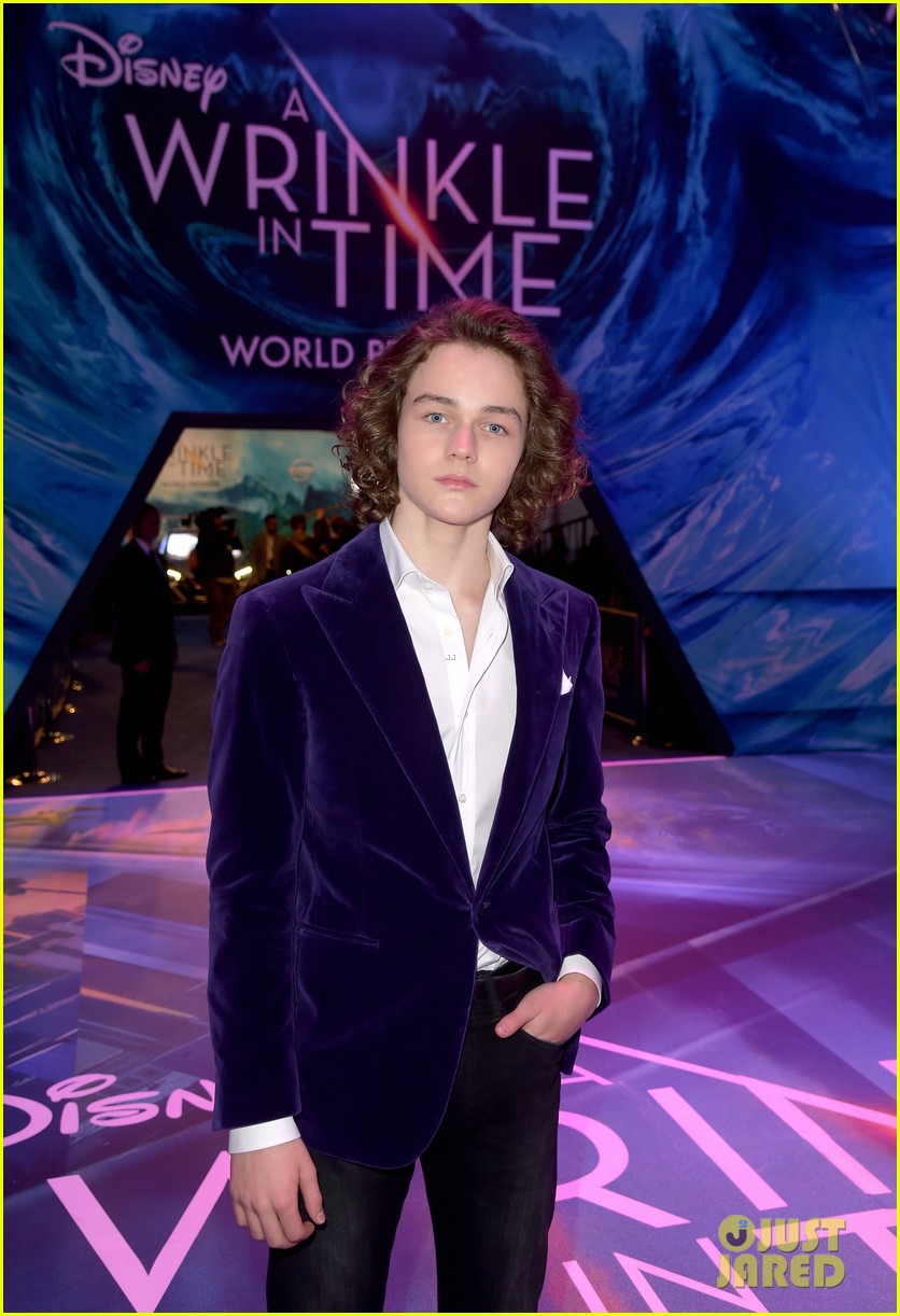 storm reid rowan blanchard and levi miller rock magical looks at a wrinkle in time premiere2 19