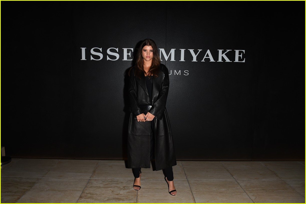 sofia richie and annalynne mccord team up for issey miyake fragrance launch 12