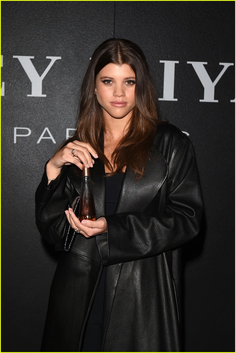 sofia richie and annalynne mccord team up for issey miyake fragrance launch 17