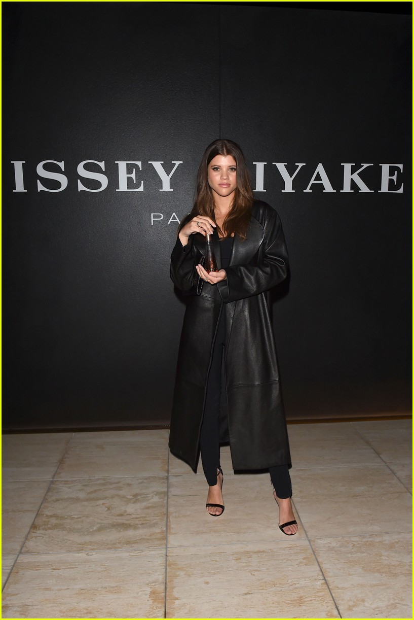 sofia richie and annalynne mccord team up for issey miyake fragrance launch 20