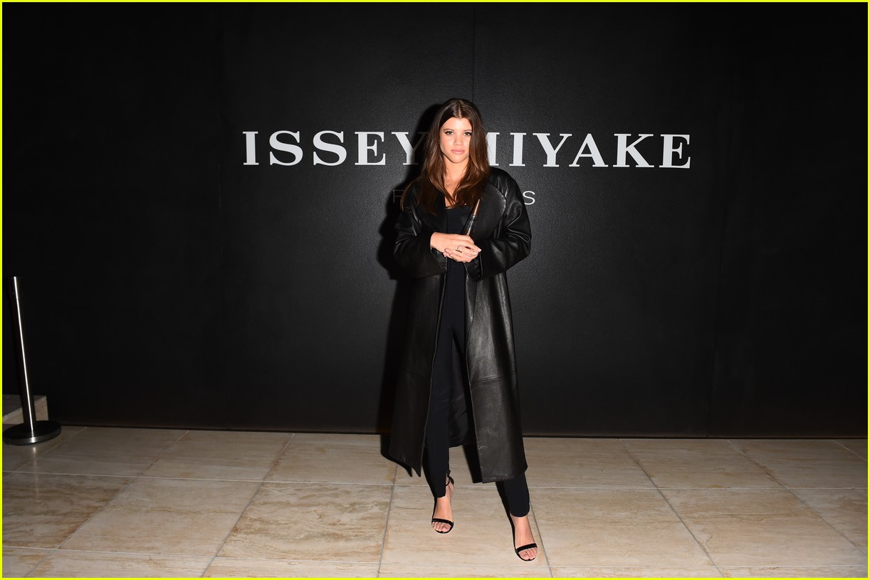 sofia richie and annalynne mccord team up for issey miyake fragrance launch 21