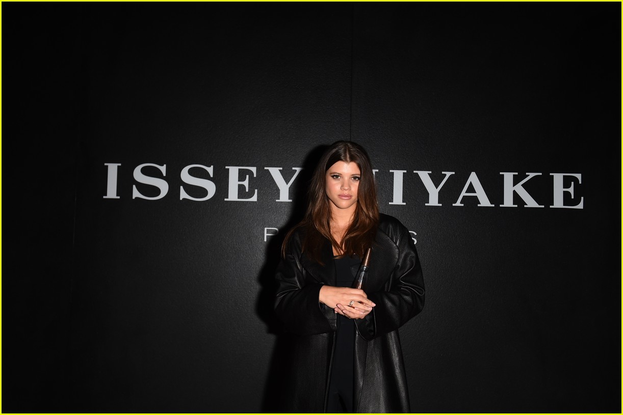sofia richie and annalynne mccord team up for issey miyake fragrance launch 22