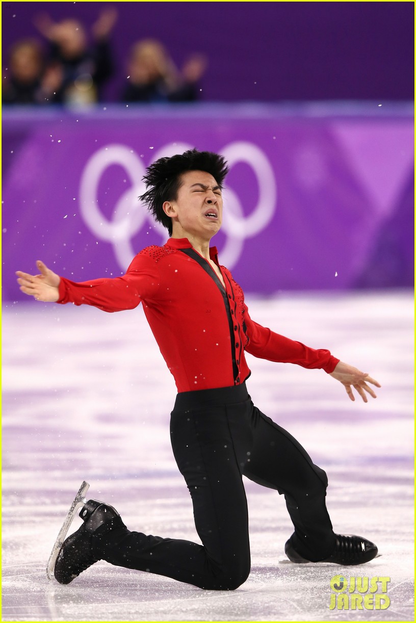 vincent zhou lands 5 quads places 6th overall olympics 14
