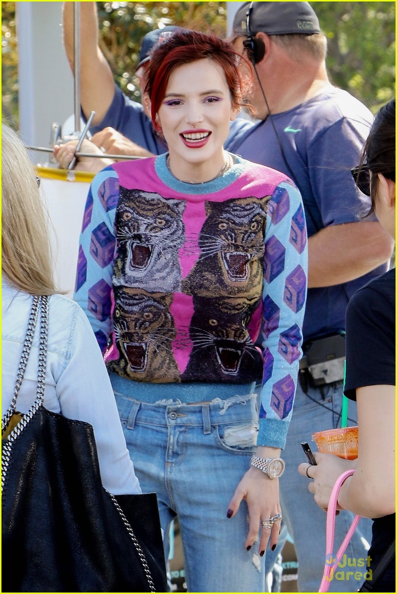 bella thorne extra writing new book 02
