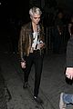 cara delevingne keeps it edgy for rock concert in hollywood 03