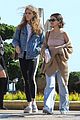 selena gomez carries her bible to lunch 01
