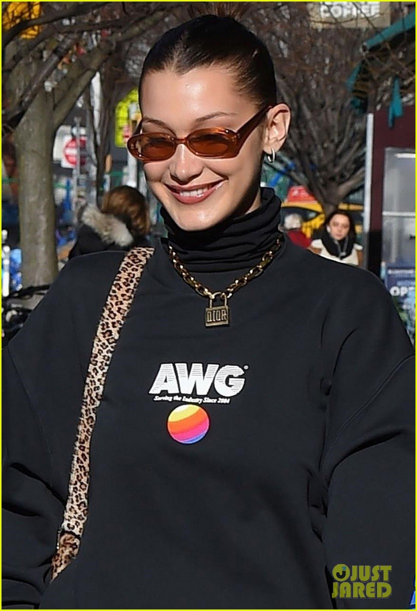 bella hadid is so happy to be back in nyc 04