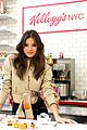 hailee steinfeld cereal day performance 16
