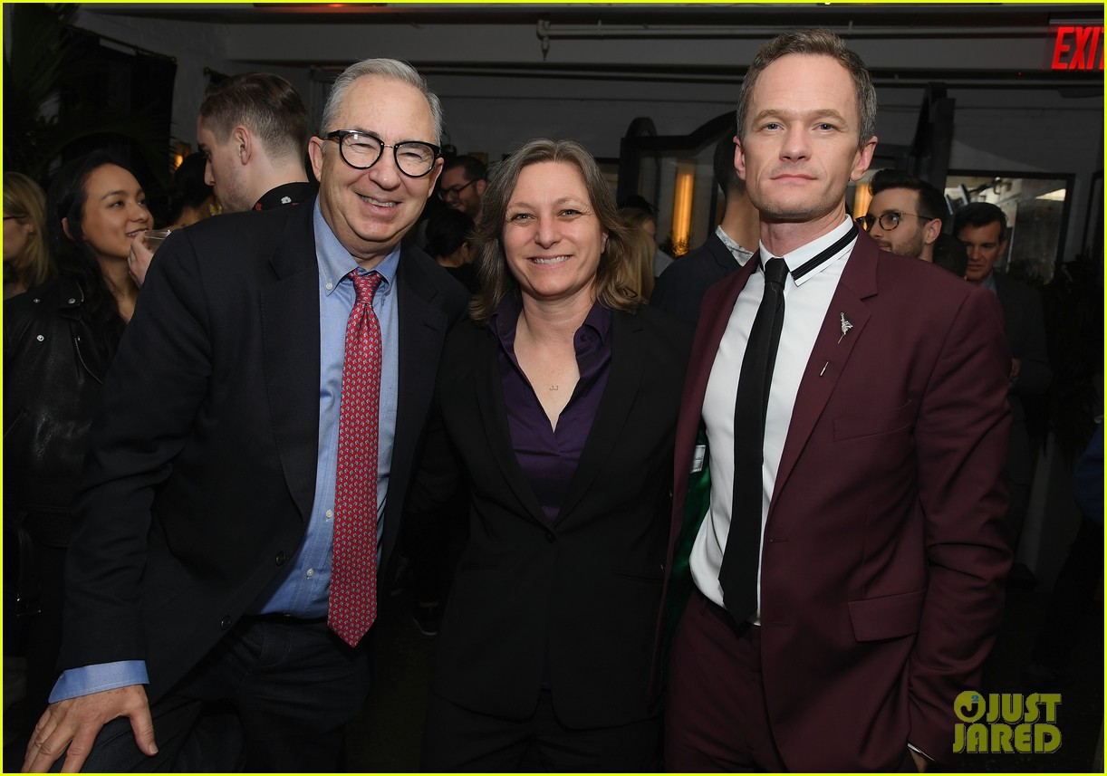neil patrick harris and allison williams premiere a series of unfortunate events2 37
