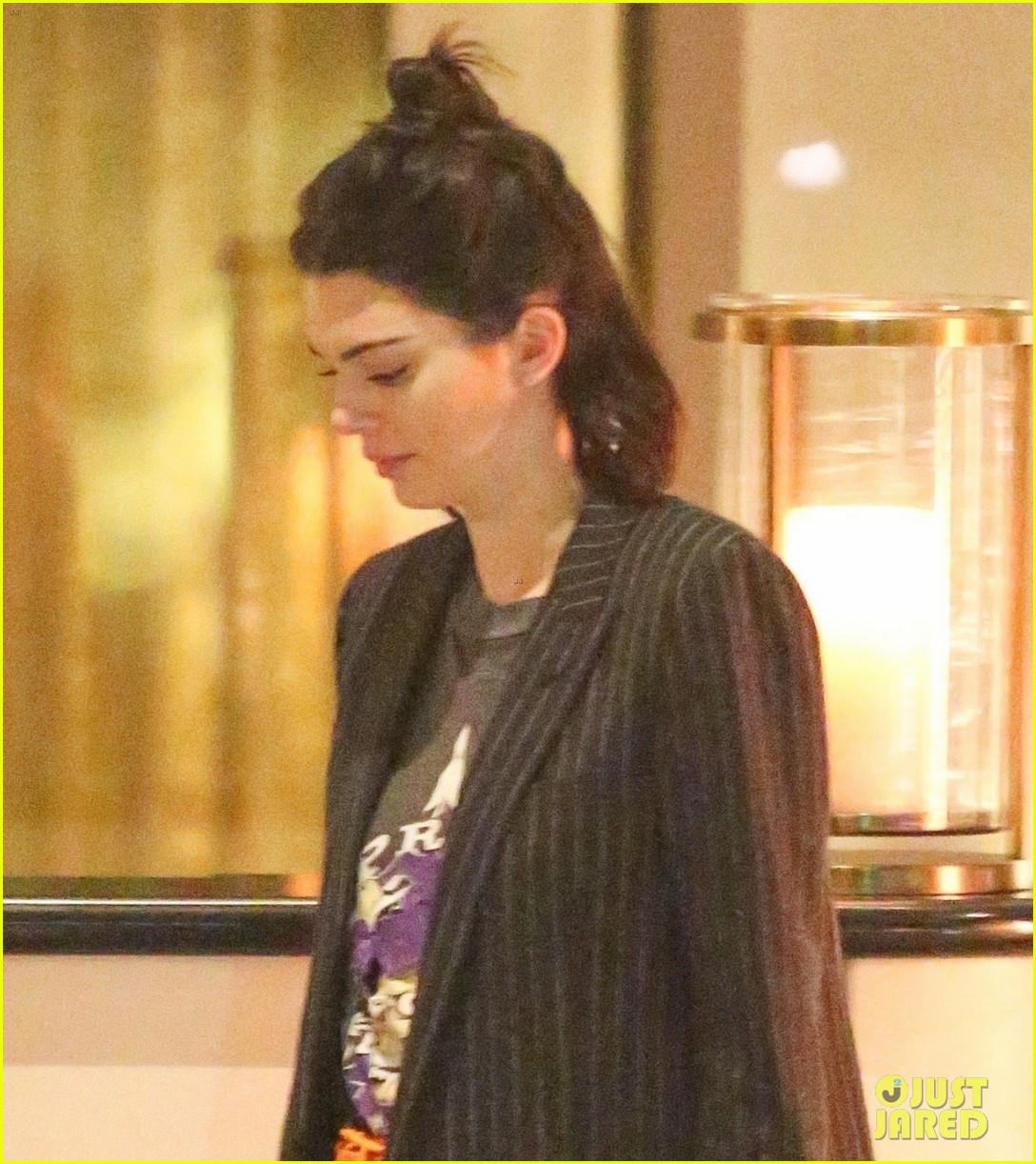 kendall jenner low key night beverly hills 01