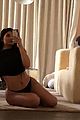 kylie jenner shows off post baby body one month after giving birth 02