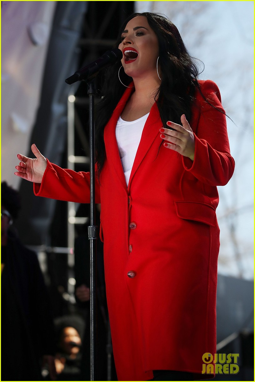 demi lovato march for our lives 05