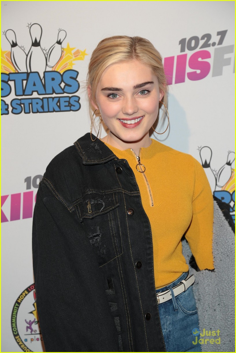 normani meg donnelly more stars strikes event 04