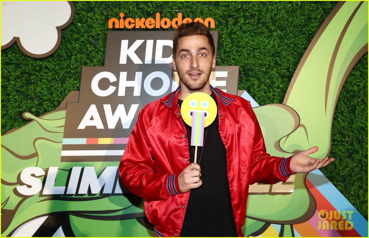 kendall schmidt teala dunn lilimar and more team up for kids choice awards slime soiree 22