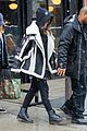 hailee steinfeld braves the snow during lunch in new york city 02