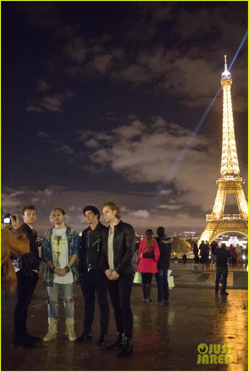 5sos visit eiffel tower release want you back acoustic 04