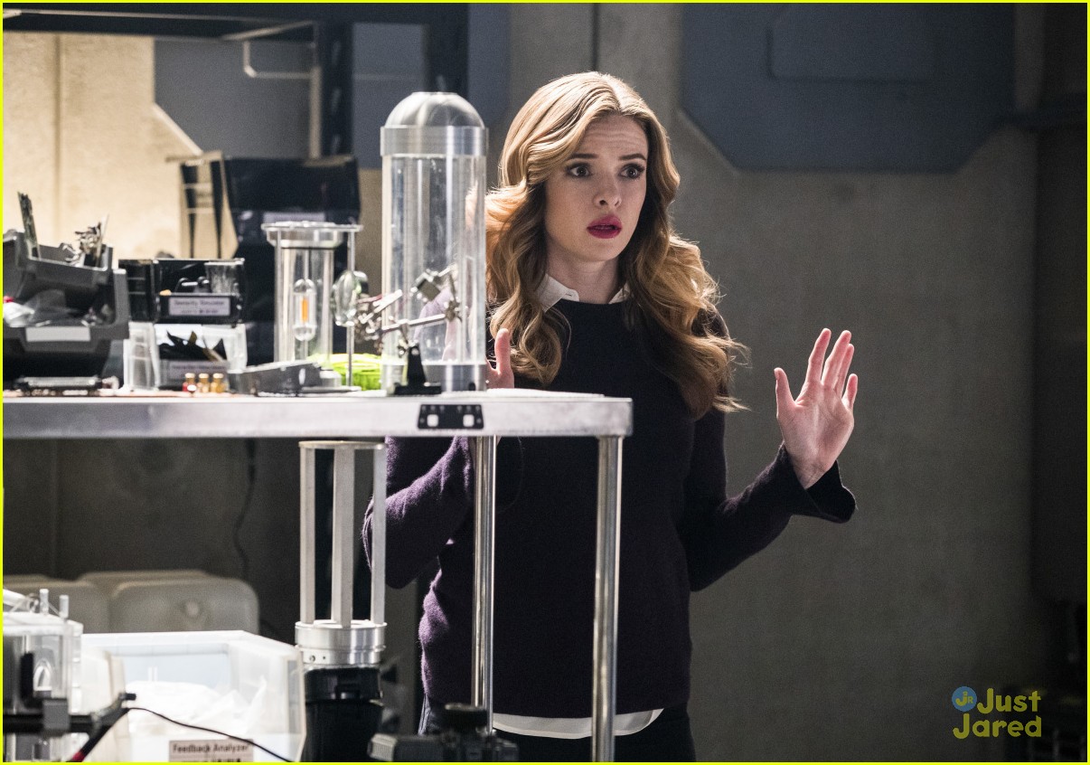 caitlin snow young version flash story 02
