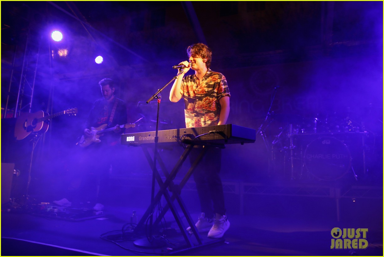 charlie puth performs at city year spring break 03