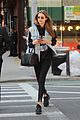 gigi hadid sends message with her phone case 02