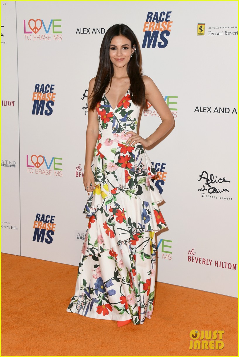 victoria justice aly michalka and garrett clayton keep it chic at race to erase ms gala 13