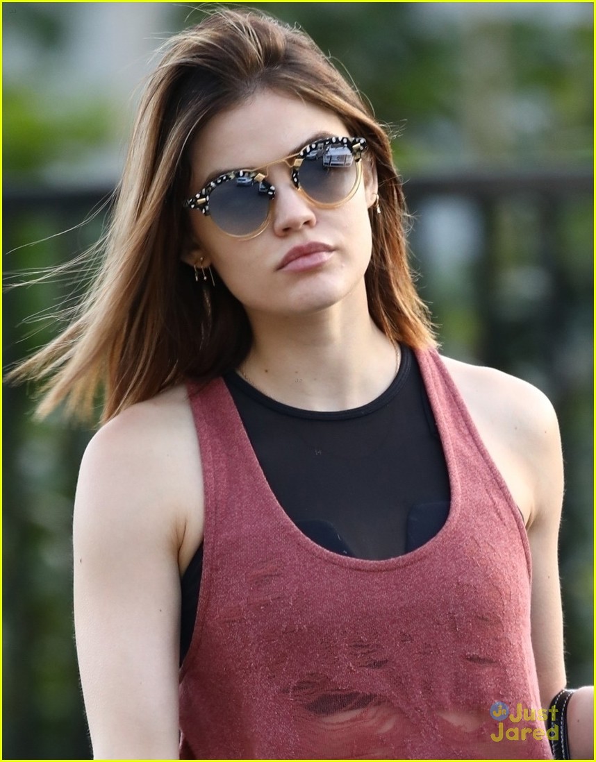 lucy hale workout class drew crush reveal 04