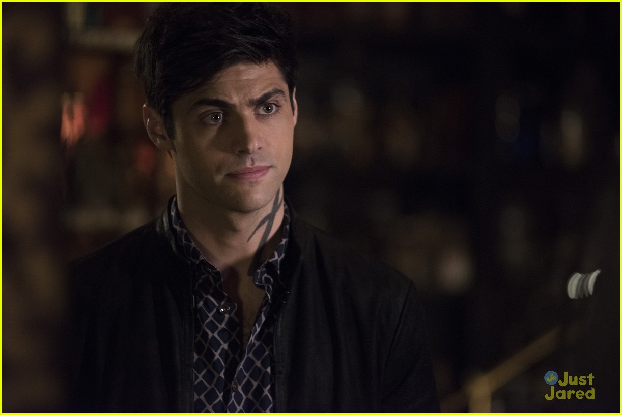shadowhunters malec move in stronger heaven stills 13